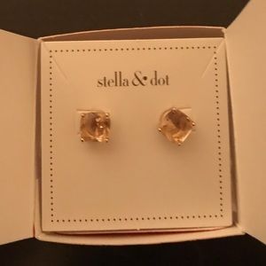 Stella & Dot Luxe Pink Studs